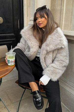 faux fur jacket with shawl collar winter short outwear for women in light beige 5_aecd68b7 d431 42cf 8548 9b3941420148 Alicefurs