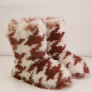 houndstooth faux fur boots for ladies in chocolate and white Alicefurs
