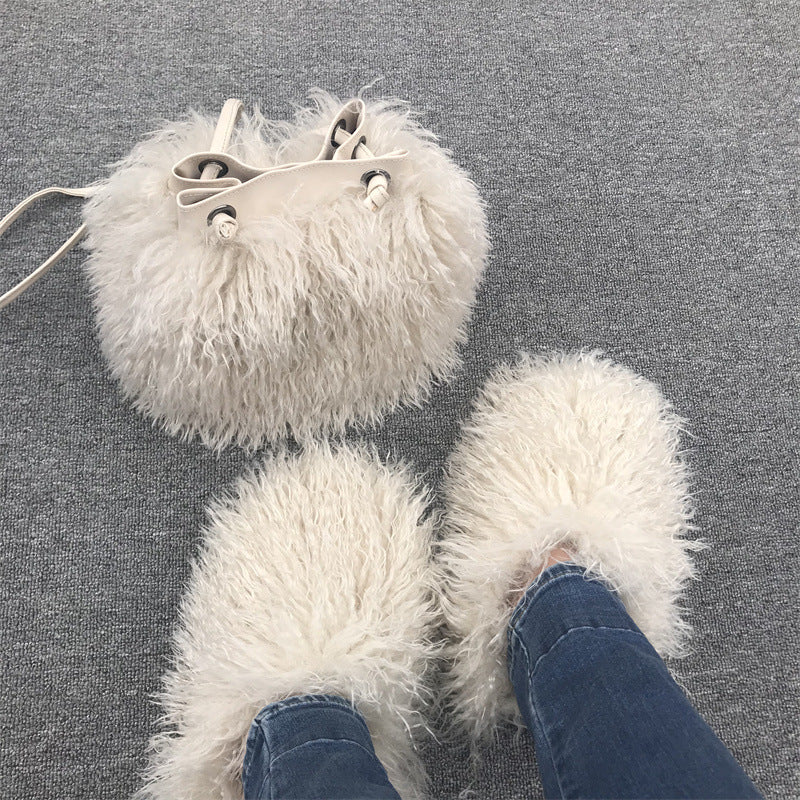Conjunto de pantuflas de piel de Mongolia y bolso de mano tipo cubo a juego