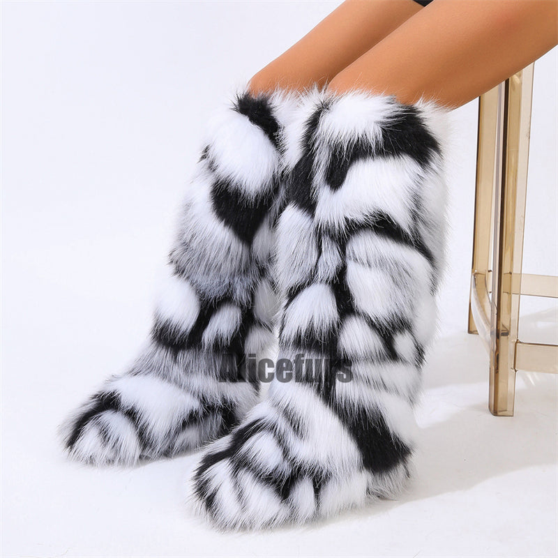 Bottes hautes en fourrure noires et blanches pour femmes