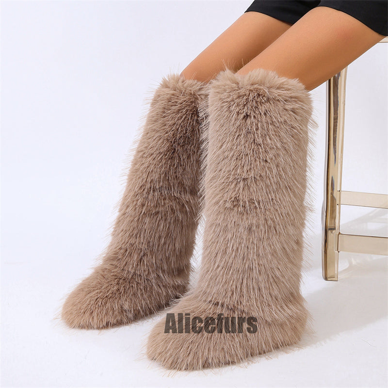 Bottes hautes en fourrure à pompons pour femmes