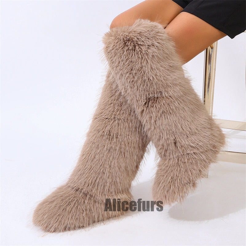 Bottes hautes en fourrure à pompons pour femmes