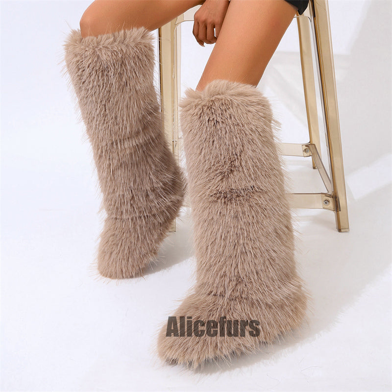 Bottes hautes en fourrure à pompons pour femmes