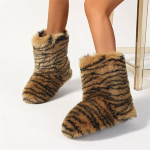 tiger print faux fur boots for women 3_537072a3 6ad3 4243 b9c1 7bad4a519fd9 Alicefurs